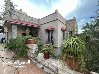  1 للبيع عمارة تجاري طولي في الأشرفية حي الارمن شارع حاتم الطائي بجانب معجنات جوهرة ارمينيا.