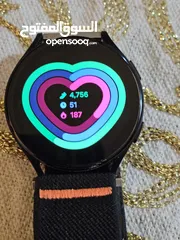  6 ساعة ذكيه من نوع سامسونج جالكسي ووتش 5  بحاله ممتازه مع الشاحنgalaxy watch 5