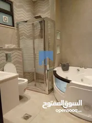  4 شقة فاخرة للبيع في الجاردنز  - قرب قاضي القضاة طابق ثالث مع روف دوبلكس 238م لم تسكن