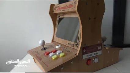  10 مستعجل - جهاز Arcade خشبي يشغل 5000 لعبة…شاشتين 10.1 انش