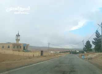  4 بيت ومزرعة ريفي بسعررررر مغررررري كاش واقساط
