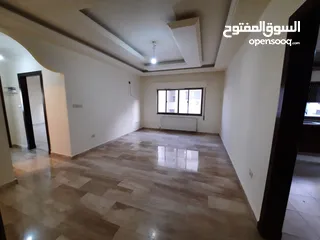  6 شقة  مميزة فارغة للايجار في دير غبار