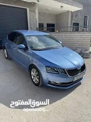  4 سكودا اكتافيا اتمات