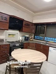  3 شقة ديلوكس طابق شبه أرضي مساحة 190م للبيع في عمان - البنيات