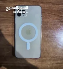  1 جهاز آيفون 11 برو ماكس