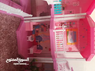  3 قصر باربي للبيع