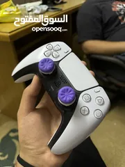  1 Playstation dualsense controller