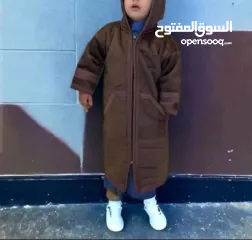  4 فروة شتوية للأطفال بقبعة مدمجة  دفء مثالي وأناقة تناسب كل الأوقات  معطف عملي بتصميم أنيق يوفر الدفئ