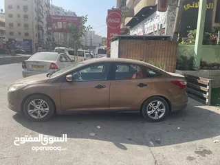  2 فورد فوكس للبيع