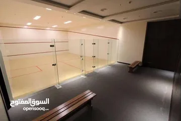  8 للايجار شقه راقيه مفروشه مع الكهرباء والانترنت فتح إلكتروني برج جديد  في الحوره وتشمل جميع الخدمات