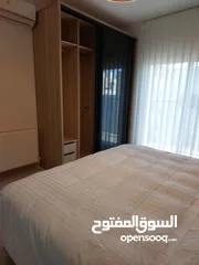  3 متوفره بعد 9 ثمانيه شقه مفروشه سوبر في الجبيهه  في حي هادء . 3 غرف. للايجار  اسيوعي. شهريي وسنوي