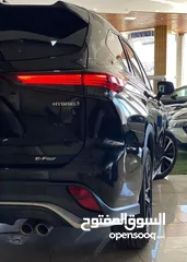  9 تويوتا كروان 2023 عداد زيرو جيب 7 ركاب دفع رباعي