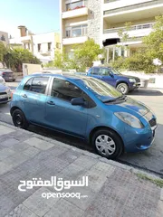  15 تويوتا يارس موديل 2009 فحص 7 جيد ماتور 1500 سي سي جير عادي بحالة ممتازة وبسعر ممتاز