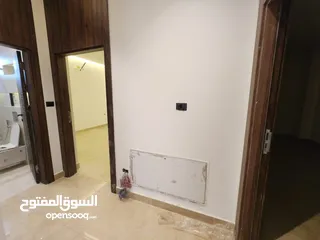  11 شقة للبيع في عبدون  REF : 14330