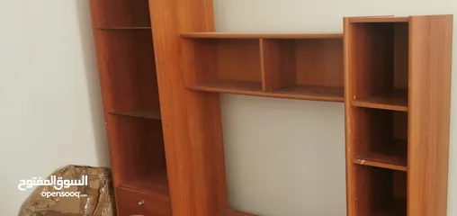  6 بوفيه للتلفزيون بحالة جيدة جدا خشب ماليزي