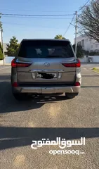  2 لكسز Lx570 موديل 2016 ثلاث جيد الساره ماشيه اقل من مية الف كيلو ما شاء الله السياره نظيف جدا