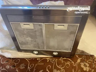  1 شفاط مطبخ بحالة الجديد