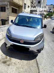  1 فيات دوبلو موديل 2018  لون سلفر