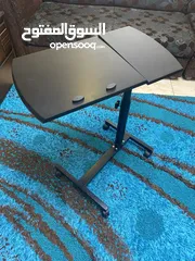 4 طاولة لابتوب ممتازة – تصميم مريح وجودة عالية للاستخدام اليومي