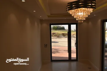 2 شقة سوبر ديلوكس للبيع بأرقى مناطق إربد