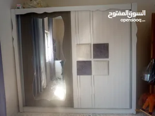  1 غرفة نوم خشب ثقيل مع اضاءة  للتواصل واتس اب