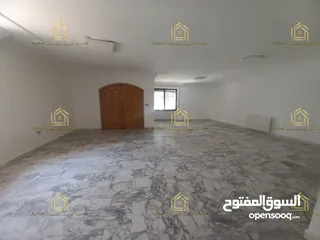  18 فيلا للايجار .. يوجد خيارات اخرى Villa for rent.. other options available / V152