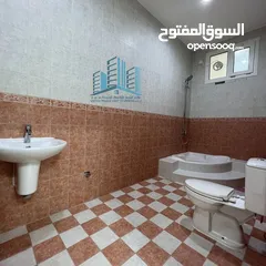  9 Excellent Commercial Villa / فيلا تجارية راقية للإيجار