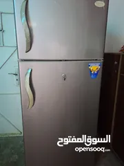  8 ثلاجة ناشونال ديلوكس حالتها ممتازة مستعمل للبيع ( تبريد قوي  ) ىون سلفر ياباني تجميع لبناني