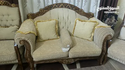  1 كنب للبيع في الزرقاء