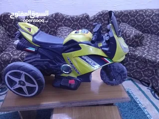  8 دراجة كهرباء شحن بحالة ممتازه شغالة 100/100 على الفحص