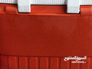  7 حافظه المياه والثلج والطعام ،ثلاجه  40 لتر