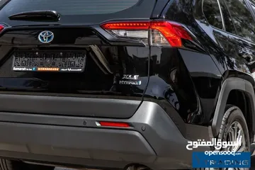  19 تويوتا راف فور 2024 كلين تايتل فل كامل xle عداد 8 الاف كيلو زيرووووووو