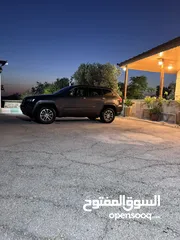  1 جيب قراند شيروكي 2014 للبيع
