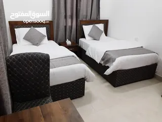  2 شقق وغرف مفروشه اثاث راقي ونظيف للطلاب والموظفين وطالبات