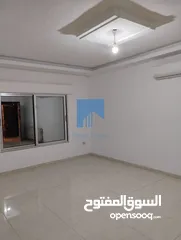 15 شقة فاخرة للبيع في الجاردنز طابق ثالث 180م تشطيب سوبر ديلوكس لم تسكن