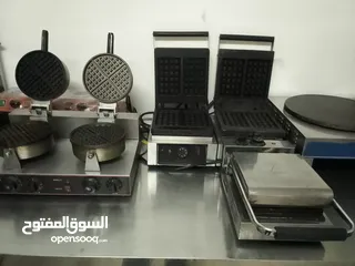  9 ماكينات وافل وكريب شغالات ميه ميه بحال الوكاله