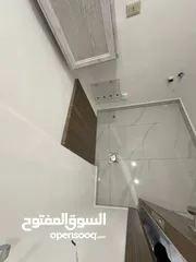  5 شقه فارغه فاخره ومميزه جدا  سوبر ديلوكس للايجار لم تسكن نهائيا 170متر