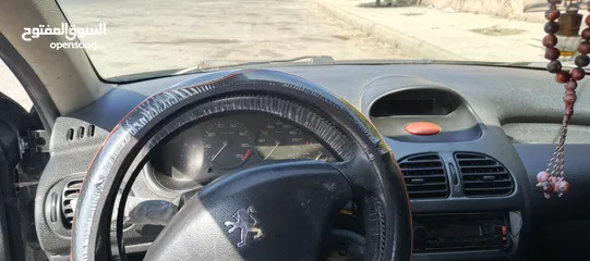  5 بيجو 2005 نفض كامل كل اشي شغال ماتور 1006 قطاره بنزين مرخصه