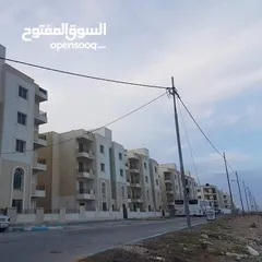  2 شقه 96 متر طابق 3 في مدينة المجد خلف جبل طارق