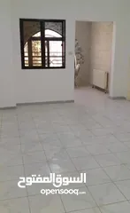  7 شقة فارغة - عرجان - 3نوم 1ماستر - 200م