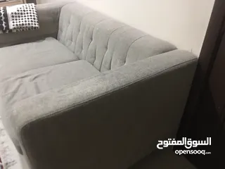  1 صوفا (كنبة) مستعملة مقعدين .Sofa