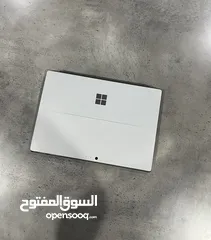  3 Microsoft Surface Pro 4
