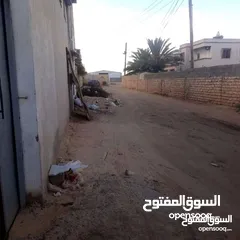  2 هنجر للايجار