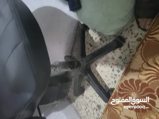  3 كراسي مكتب دوار  عدد 2