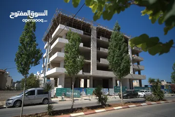  7 مكتبك الجديد، بإطلالة تليق بطموحك-في شارع الإرسال