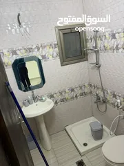  5 استديو للإيجار