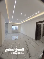  10 تلاع العلي 175م وحديقة وكراج خاص