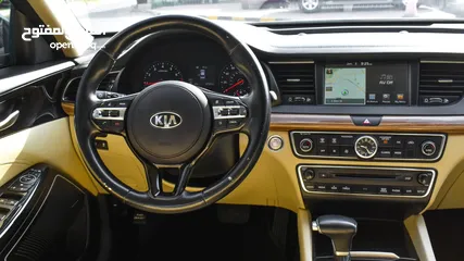  5 Kia Cadenza 2018 - Panoramic