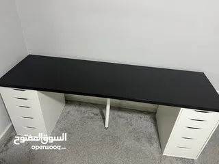  9 مكتب للدراسة والشغل ايكيا باللون الاسود والابيض كبير
