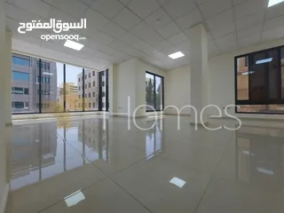  1 مكتب طابق اول طابقي في منطقة شركات للايجار في الشميساني، بمساحة 500م